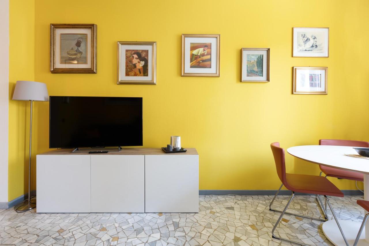 Apartment With Balcony - 50 M Far From M1 Pasteur 밀라노 외부 사진